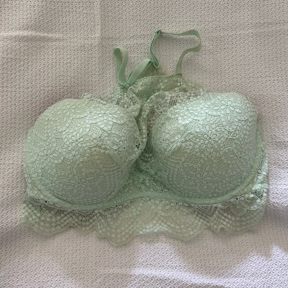 PINK Victoria’s Secret bra